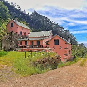 https://casinhas-da-laurissilva.madeira-islandshotels.com
