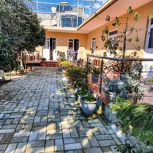 https://berti-apartment.albaniahotels.org